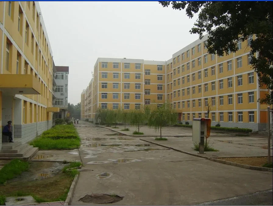 雨后校园